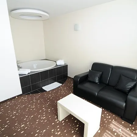 City Hotel Krsko ホテル Krško