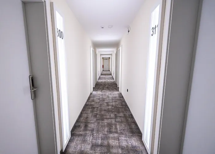 Отель City Hotel Krsko Кршко