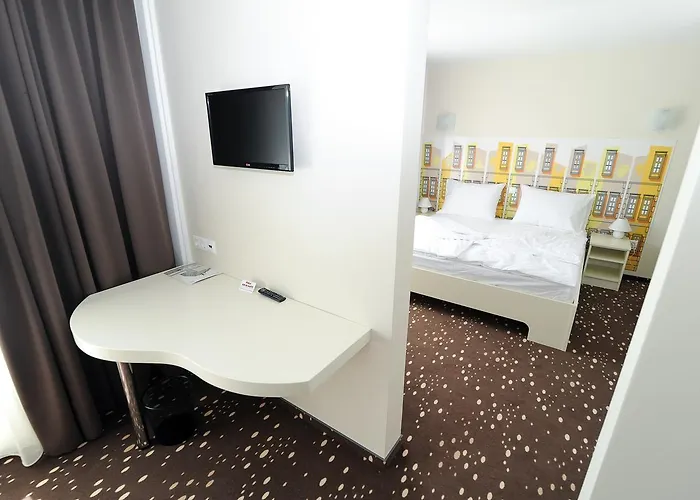 Отель City Hotel Krsko 3*