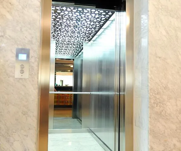 Отель City Hotel Krsko Кршко